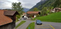 Cozy Apartment with Lake View for 6 Guests - Parking