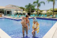 The Magnolia Hotel - piscina