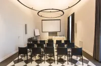 Villa Avellino Historic Residence - Parking