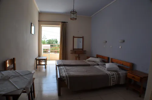 Zouboulia Apartments - สระว่ายน้ำแบบอินฟินิตี้