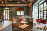 The George Hotel, Amesbury, Wiltshire - breakfast