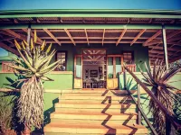 Three Tree Hill Lodge - Lodges
