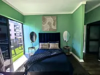 Stunning lake view apartment - 4-Star