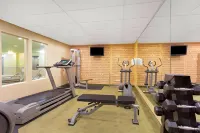 Garner Hotel Doswell Southeast by IHG - Kuntosalit