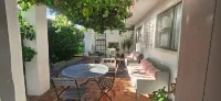 The Lily House - balcón