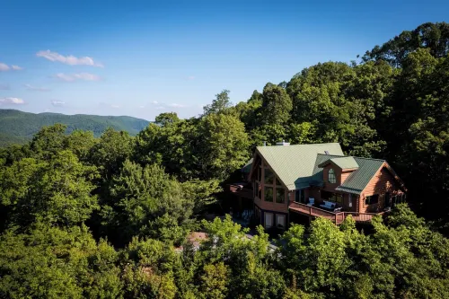 Epic Views-HotTub-WoodStove-Sauna-Fireplace-GameRoom-Playset-EV-FencedYard+More! - 무료 와이파이