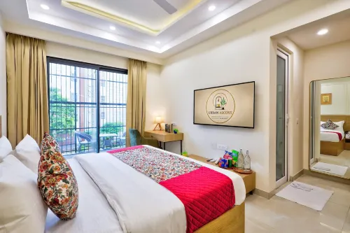 Urban Alcove Executive Suites by Luxe 8 - 2-Star