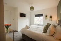 Laburnum House by Horizon Stays - Wifi