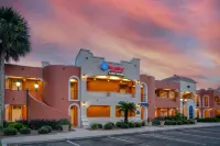 SureStay Plus Hotel by Best Western the Villages - piscina