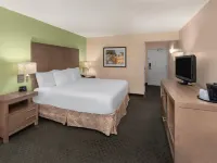 La Quinta Inn & Suites by Wyndham San Antonio Medical Ctr NW Hotels near Dellview Park