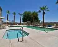 Quality Inn & Suites Yuma - Pool