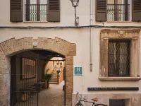 Boutique Hotel Posada Terra Santa Hotels near Arab Baths