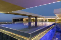 Coastlands Skye Hotel, Ridgeside, Umhlanga - สระว่ายน้ำแบบอินฟินิตี้