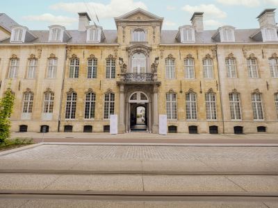 Sapphire House Antwerp, Autograph Collection
