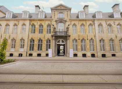 Sapphire House Antwerp, Autograph Collection