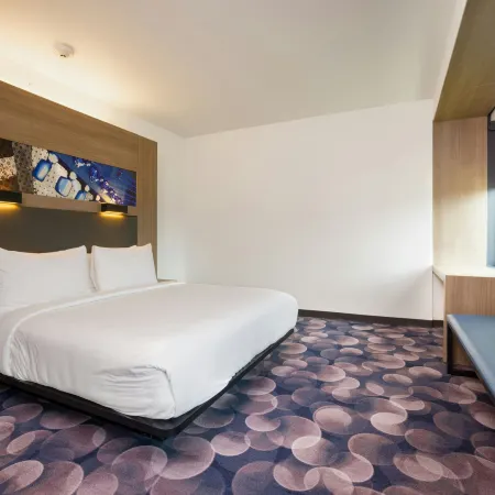 Aloft Austin Airport