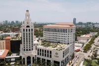 Loews Coral Gables Hotel - Parkplatz
