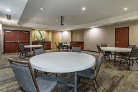 Courtyard by Marriott Brunswick - breakfast