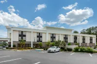 Hampton Inn Brookhaven - 2-Star