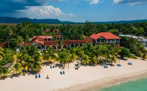 Charela Inn - Bãi biển