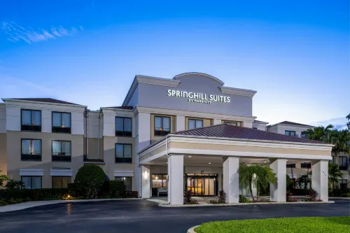 SpringHill Suites Sarasota Bradenton - Bãi đậu xe