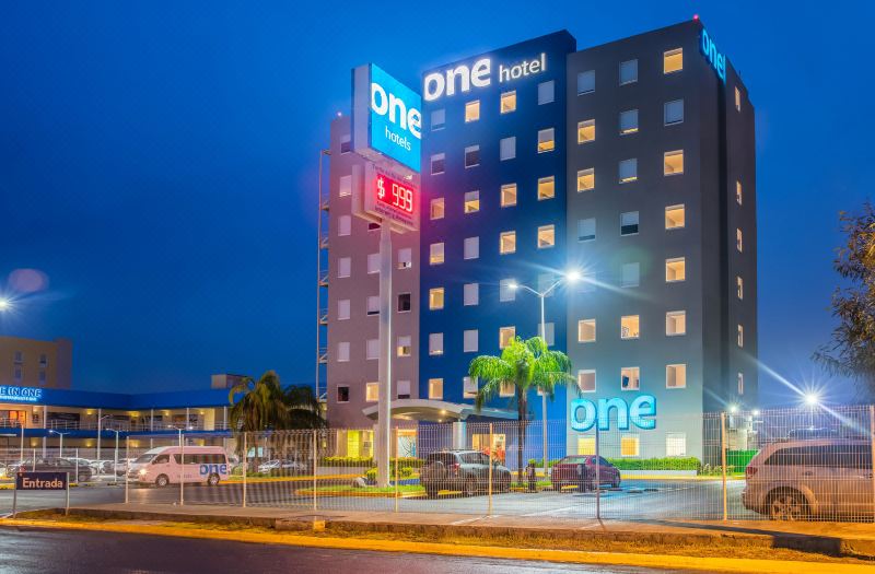 One Monterrey Aeropuerto