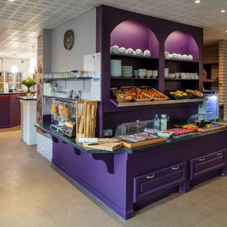 Noemys Valence Nord - Hotel Restaurant