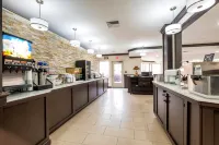 Red Roof Plus+ & Suites Knoxville West - Cedar Bluff - Aamiainen