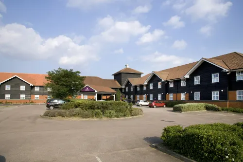 Premier Inn Ipswich North - parking