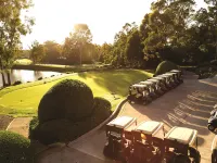 Oaks Cypress Lakes Resort - Bãi đậu xe