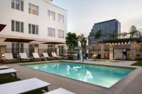 Residence Inn Los Angeles Glendale - Pools