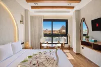 Panorama View Pyramids - 3-Star