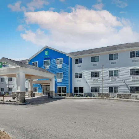 Holiday Inn Express & Suites NORTH CONWAY by IHG