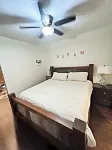 NEW FOREST COTTAGE W/GRILL & SCREENED IN PATIO:HIKE, FISH, GOLF, WATERFALLS - 4-Star