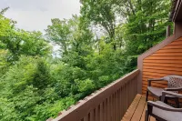 Nordic Village Condominium Resort - Mountain view