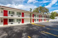 Travelodge by Wyndham Gainesville Отели в г. Гейнсвилл