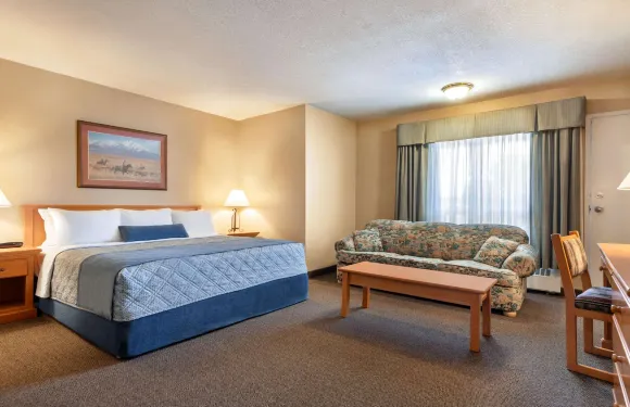 埃德森Travelodge by Wyndham酒店 2409079艾伯塔省有限公司