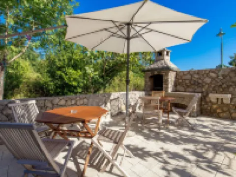 Tea Hotels in Dobrinj