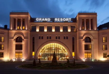 Grand Resort Jermuk Отели в г. Джермук