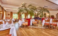 Romantik Alpenhotel Waxenstein Hotels in Grainau