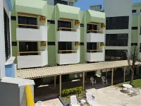 卡納斯維拉斯大道海灘飯店 Espaço Vip附近的飯店