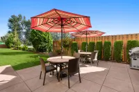 Hampton Inn & Suites Burlington - parking