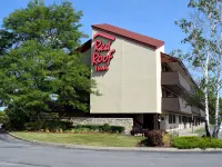 Red Roof Inn Syracuse Hotels near Syracuse Hancock International Airport