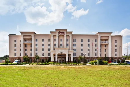 Hampton Inn & Suites Lanett - West Point