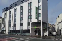 Hôtel ibis Styles Angers Centre Gare Hôtels à proximité de : Parc du Puy Garnier