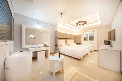 Yeongam Samho Self Check-in Motel Hotels near Historical Site of Dr. Wangin