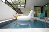Andong the Stunning Pool Villa - Pools