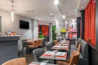 Hotel Sixteen Paris Montrouge Hotels in Montrouge