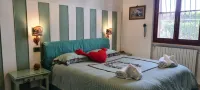 Tuscan Villa, Private Pool and Tennis Court. Garden,wi-fi, A/C, Pet Friendly