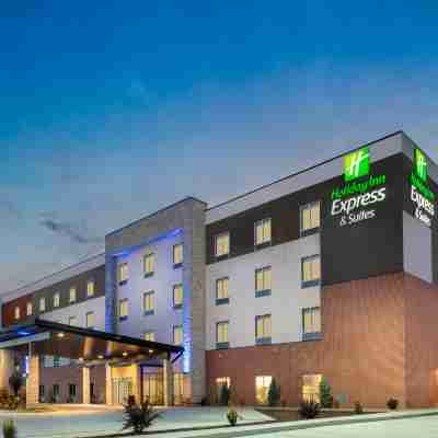 Holiday Inn Express & Suites ST Peters Hotel Exterior